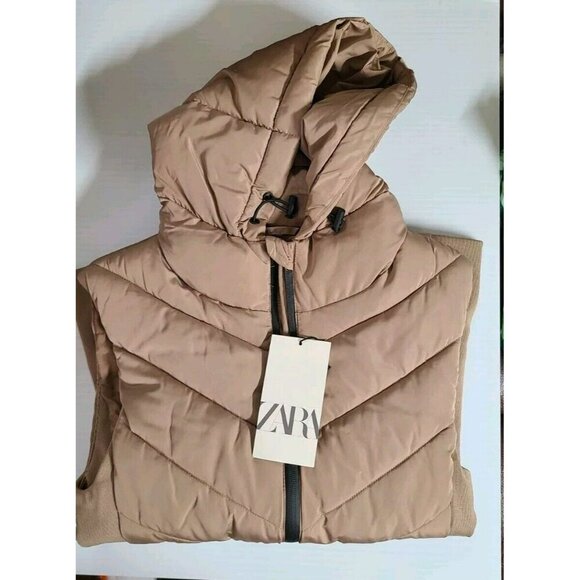 ZARA FITTED HOODED PUFFER VEST SIZE BEIGE S 8073/050/704 - Picture 2 of 6
